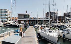 BizStay Harbour III Scheveningen Apartments